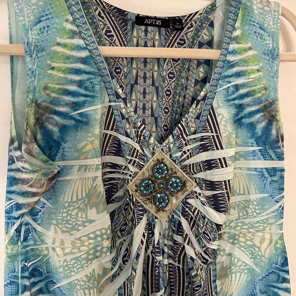 Apt 9 Sleeveless Top. Size Medium